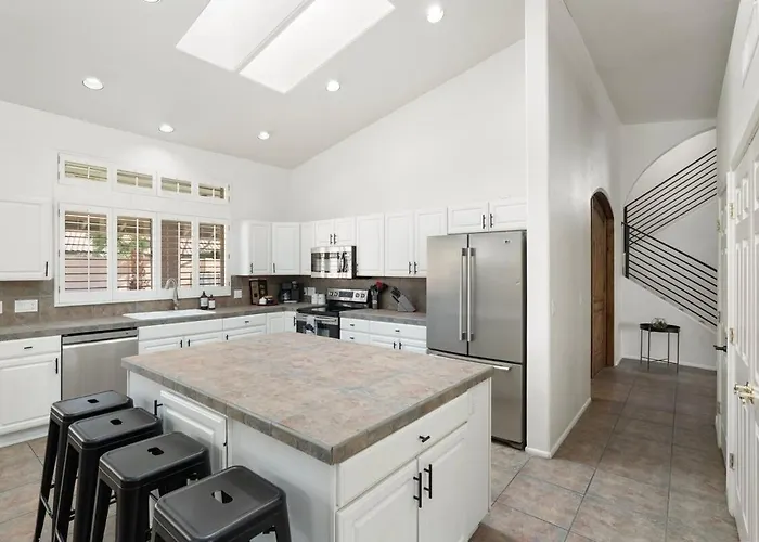 Ferienhaus Entertainer's Dream! 7 Bedroom/4 Bath W Heated Pool & Phoenix