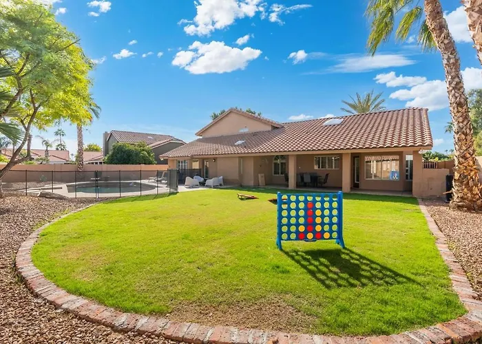 Entertainer's Dream! 7 Bedroom/4 Bath W Heated Pool & Phoenix