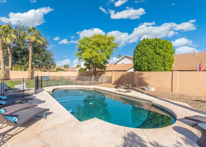Entertainer's Dream! 7 Bedroom/4 Bath W Heated Pool & Ferienhaus