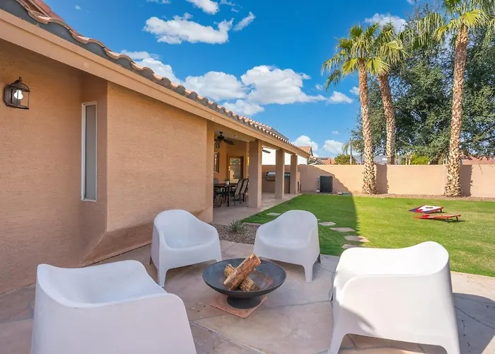 Entertainer's Dream! 7 Bedroom/4 Bath W Heated Pool & Ferienhaus