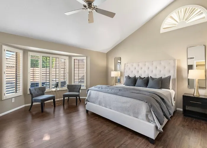 Ferienhaus Entertainer's Dream! 7 Bedroom/4 Bath W Heated Pool &